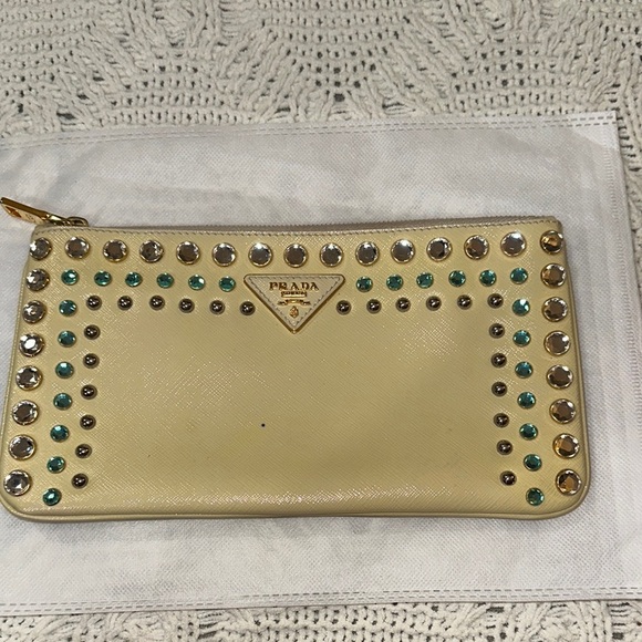 Prada Bag - Picture 4 of 17